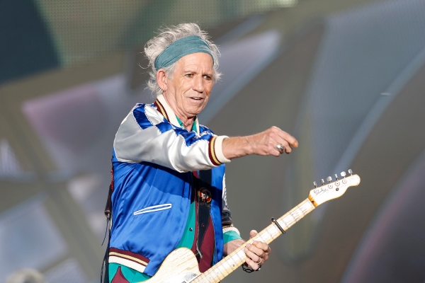 Keith Richards på scenen under en konsert i Telenor Arena i Bærum i 2014.