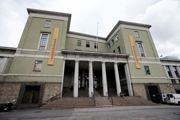 Deichmanske bibliotek er Oslo kommunes bibliotek, Norges største folkebibliotek og et av de eldste bibliotekene i Norge. Det ble grunnlagt i 1785 i Oslo.