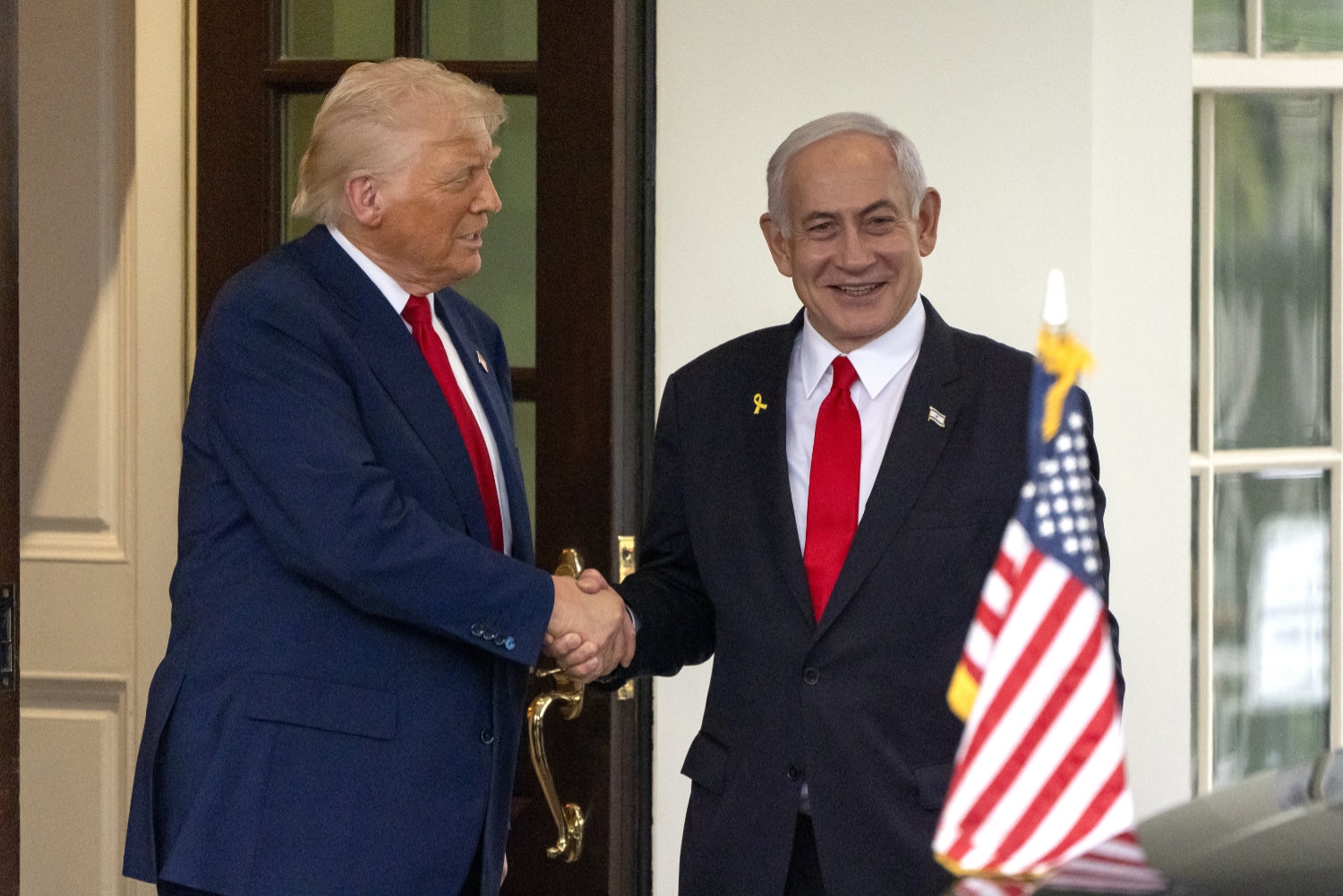 President Donald Trump tok imot Israels statsminister Benjamin Netanyahu i Det hvite hus så sent som 7. april. Netanyahu er ettersøkt av ICC.