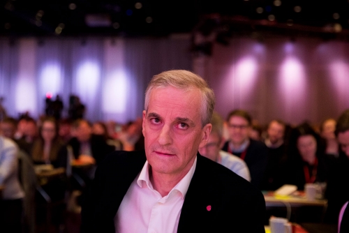 Ap-leder Jonas Gahr Støre tar straffen for brudd på trafikkreglene.
