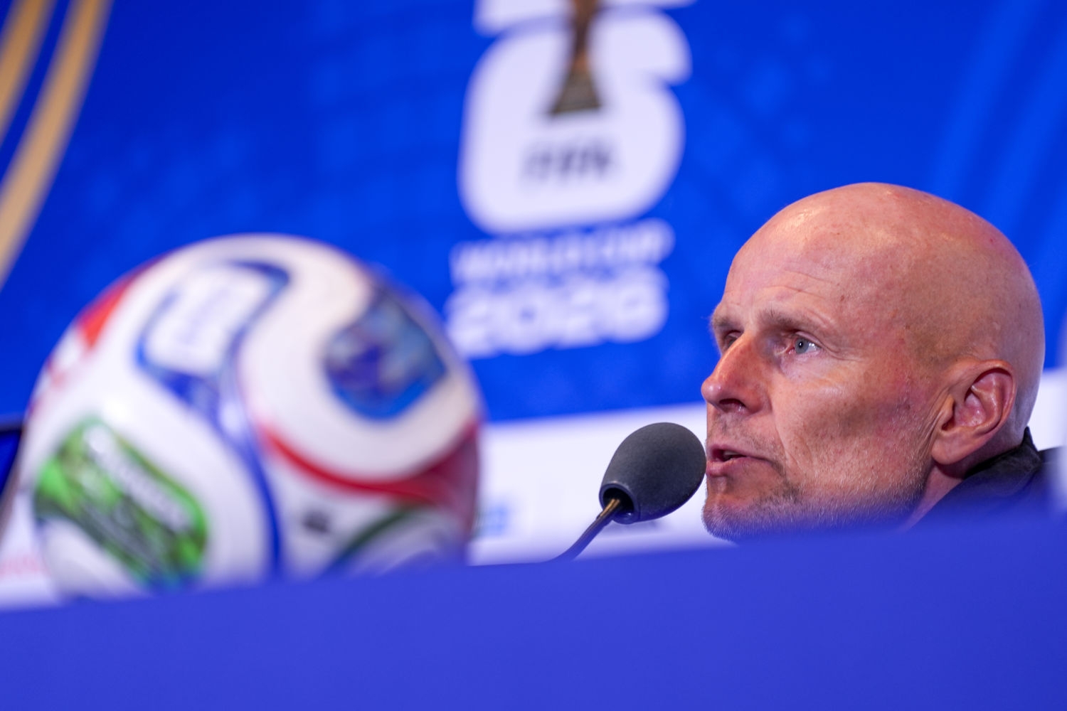Ståle Solbakken forklarte under sin pressekonferanse i Foxboro torsdag hvorfor han ikke stiller toppet lag mot toppnasjonen Frankrike.