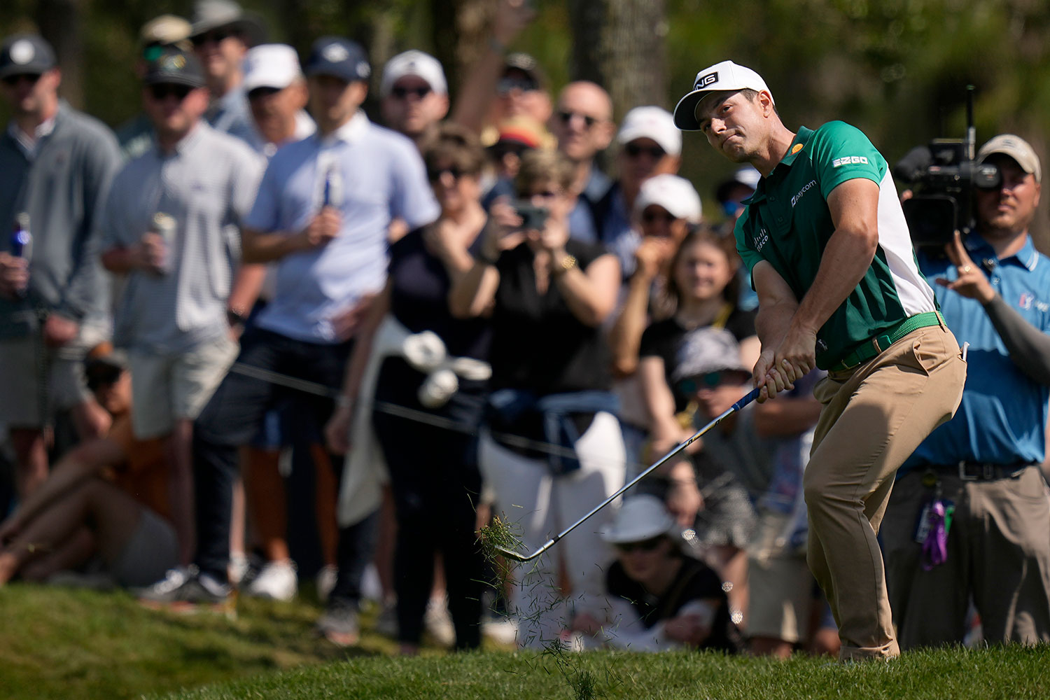 Viktor Hovland i aksjon på søndagens avslutningsrunde i Players Championship.