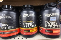 Myseprotein blir betydelig dyrere i år. Til glede for melkebøndene og osteprodusentene, og til fortvilelse for alle som vil bevare muskelmassen.