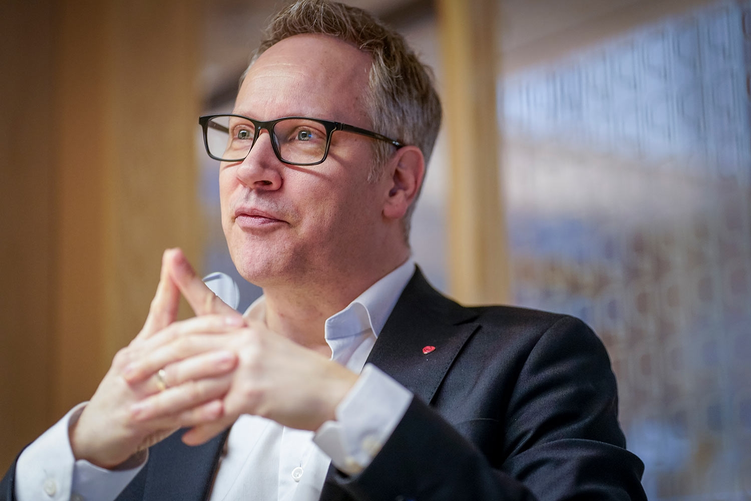 Samferdselsminister Jon-Ivar Nygård (Ap) vil bygge ut dobbeltsporet på Østfoldbanen fra Råde til Fredrikstad.