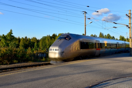 En god nyhet i filibustersaken Ringeriksbanen