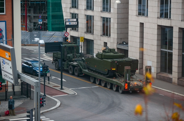 I forbindelse med den store NATO-øvelsen, vil det være en rekke militærkolonner på norske veier denne høsten.
