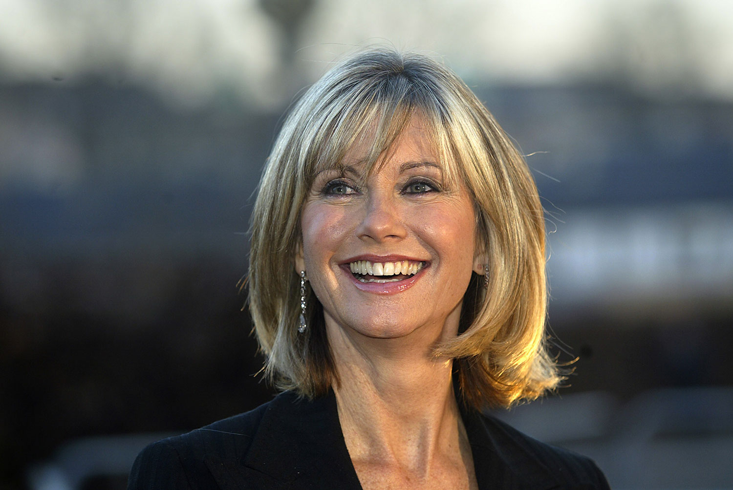 Olivia Newton-John er død, 73 år gammel.