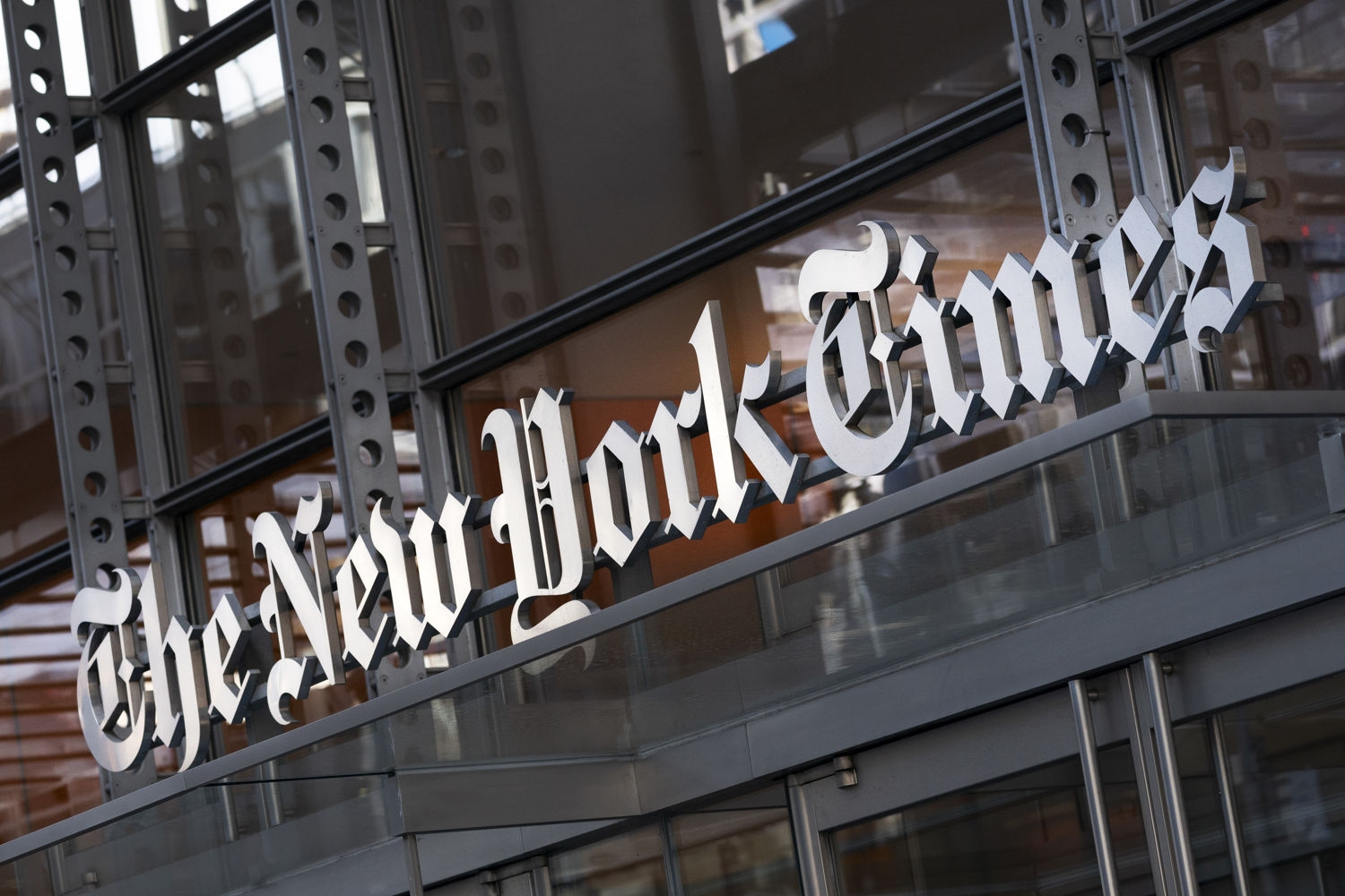 The New York Times kan nå bli tilgjengelig for enkelte abonnenter av Aftenposten.