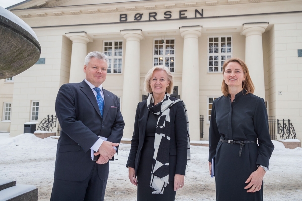 Administrerende direktør for Nasdaq Nordics, Lauri Rosendahl, har lagt inn et bud på Oslo Børs som overgår budet fra Euronext både på pris og innhold, mener konsernsjef Bente A. Landsnes og styreleder Catharina Hellerud i Oslo Børs VPS Holding ASA.