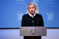 Monica Mæland har nylig gått av som justisminister. Nå blir hun partner i et advokatfirma.
