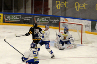 Opp- og nedrykk fra eliteserien i ishockey skal avgjøres onsdag kveld.