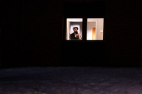 Anas Haqqani (bildet) er en av representantene fra Taliban som ankom Norge lørdag. Nå vekker det reaksjoner at han har forbindelser til nettverket som sto bak angrepet på Serena Hotel i Kabul i 2008. Der ble den norske journalisten Carsten Thomassen drept.
