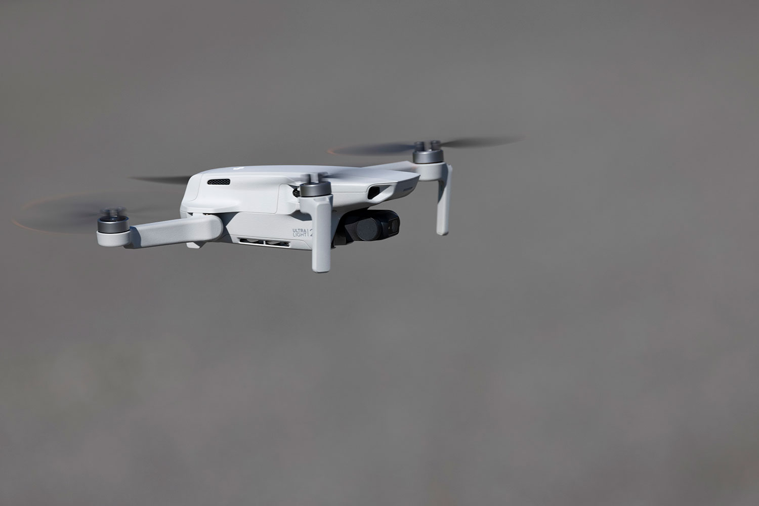 All ulovlig droneflyging rundt norske flyplasser blir anmeldt av Avinor.