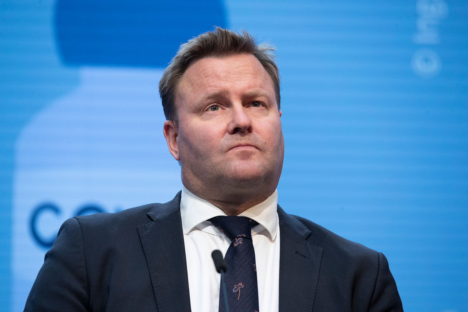 Det kan være at Norge slipper unna en ny og stor smittebølge, sier assisterende helsedirektør Espen Rostrup Nakstad.