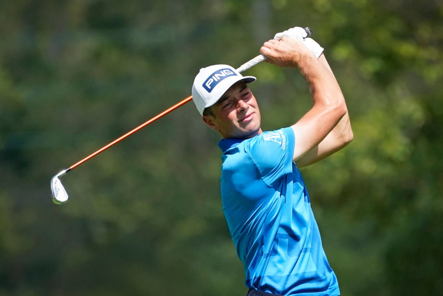 Viktor Hovland på hull 12 på Olympia Fields Country Club torsdag.