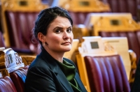 – Mobiltelefonen har ingen naturlig plass i norsk skolehverdag. Jeg er trygg på at norske kommuner og fylkeskommuner følger nasjonale faglige anbefalinger, sier kunnskapsminister Kari Nessa Nordtun (Ap).