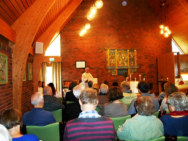 Fullsatt "kirke"