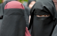 De folkevalgte i Danmark vil vedta forbud mot ansiktsdekkende plag.