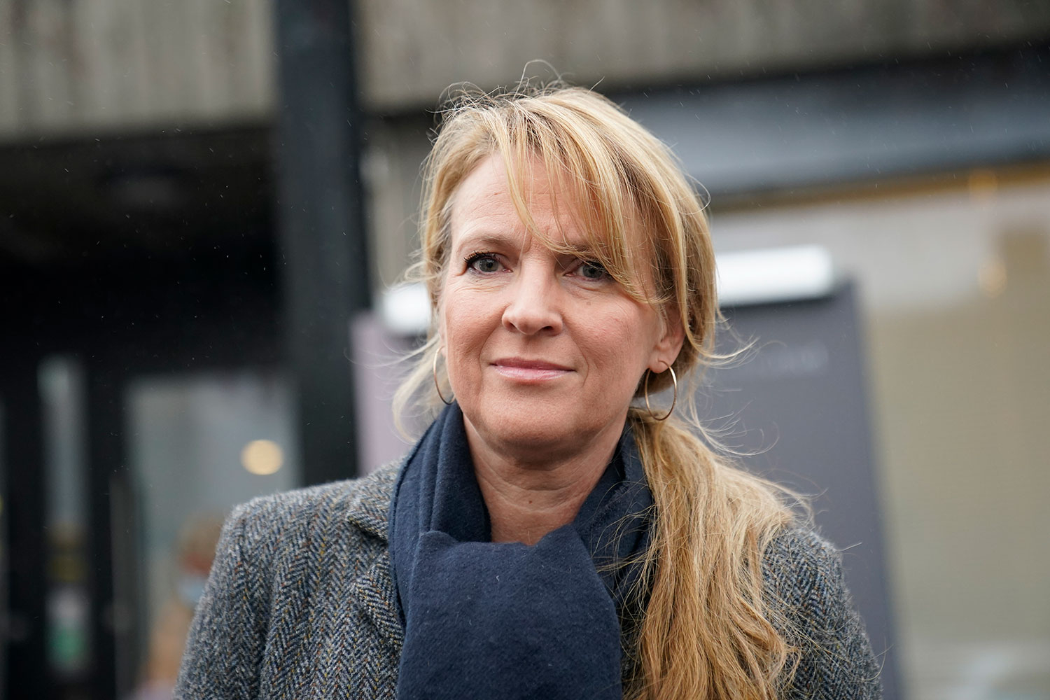 FHIs avdelingsdirektør Line Vold under en pressebrifing om koronasituasjonen.