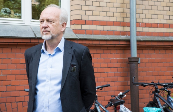 Partiet Rødt reagerer etter at administrerende direktør Bjørn Erikstein fikk beholde en sluttavtale verd 2,2 millioner kroner etter at han valgte å gå frivillig fra jobben.