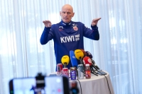 Ståle Solbakken snakket mye om VAR på sin pressekonferanse dagen etter at Norge ble slått ut av VM. Han har sett en trend han ikke liker.