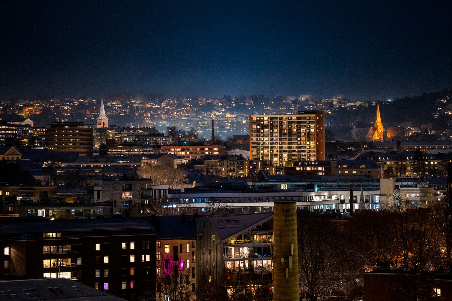 Boligprisene steg kraftig med 3,4 prosent i januar, noe som ga en oppgang på 0,7 prosent sesongjustert. Det er mer enn ekspertene hadde spådd på forhånd. Bildet er fra Oslo.