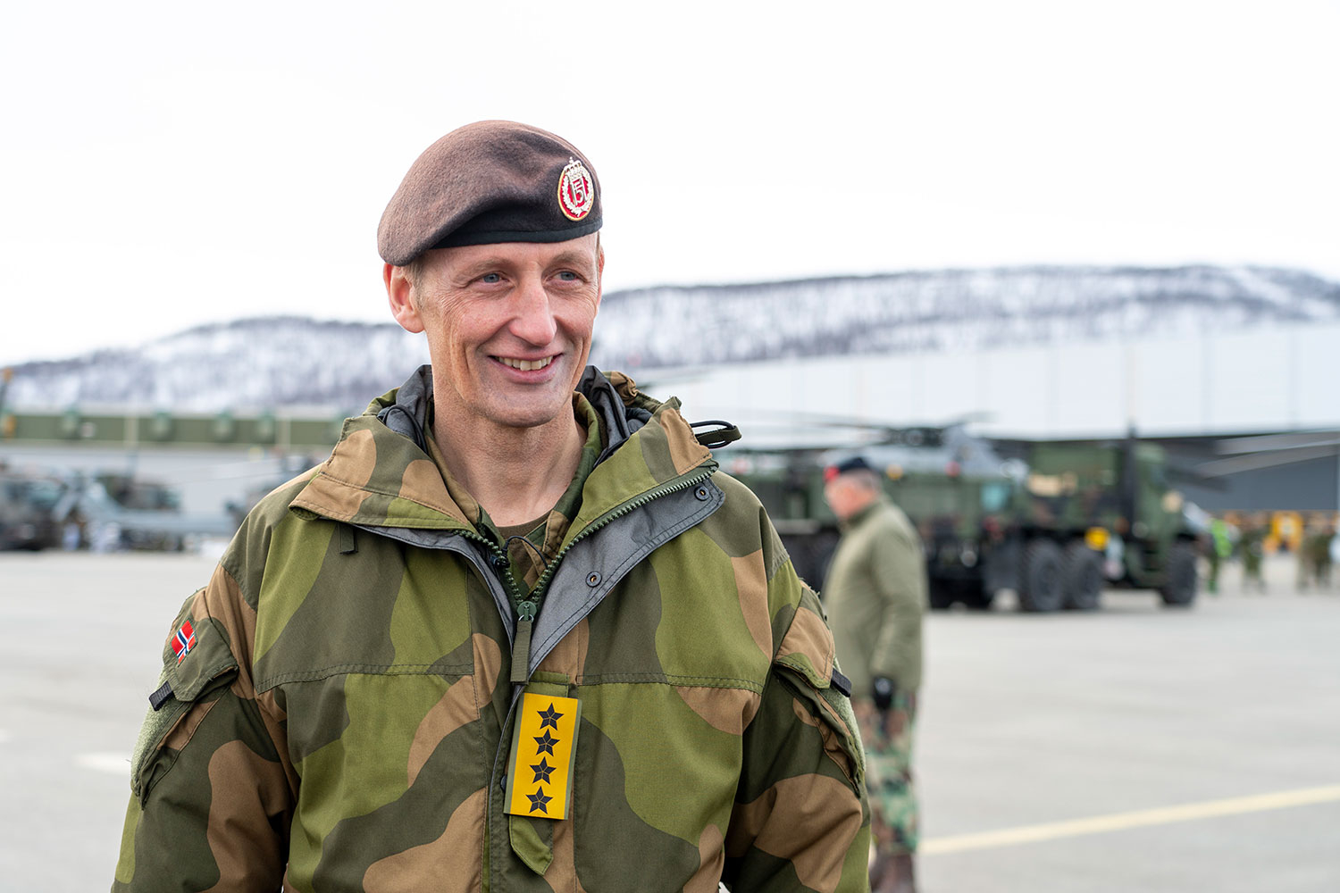 Forsvarssjef Eirik Kristoffersen under øvelsen Cold Respons tidligere i år.