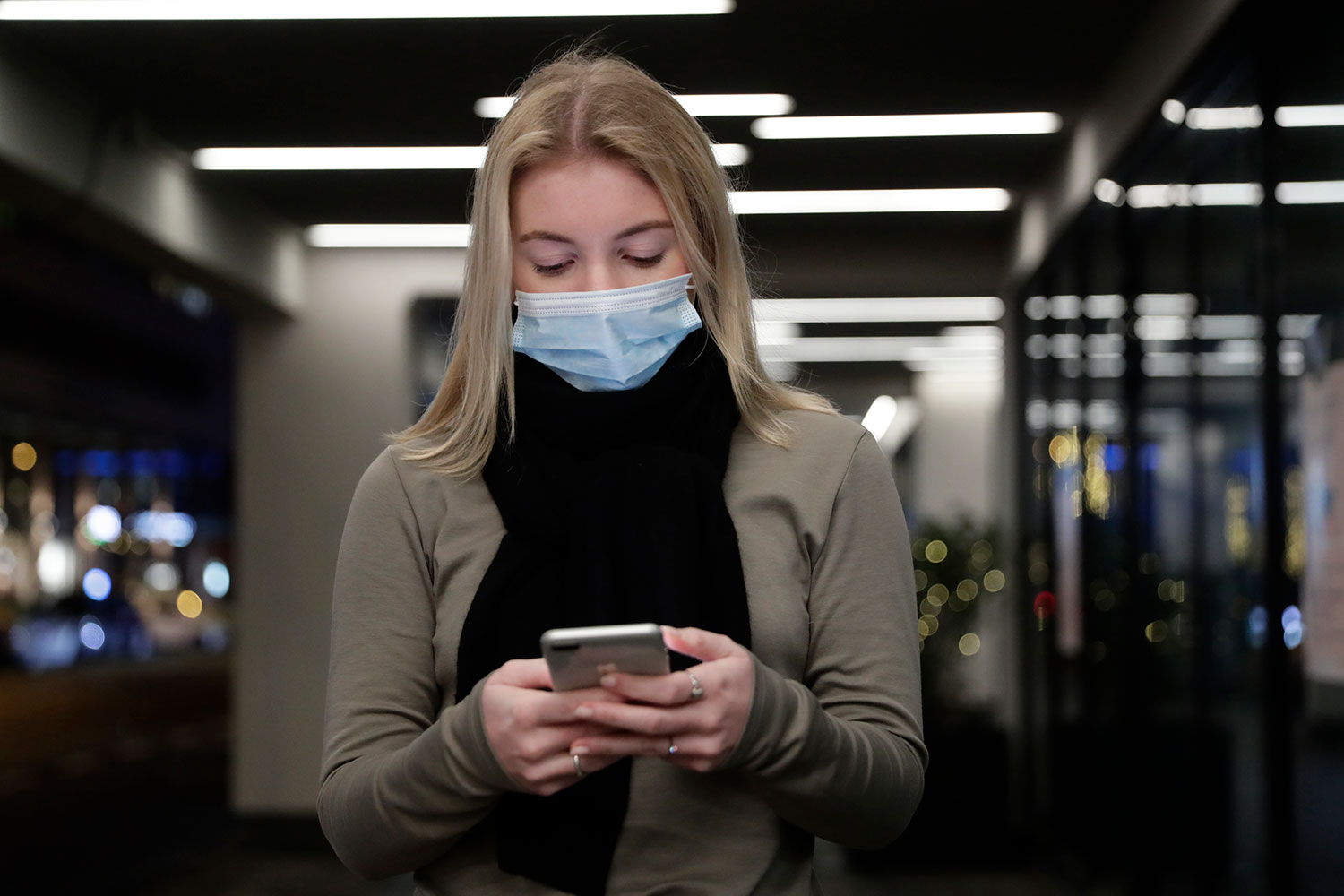 Nordmenn rammes for tiden av hyppige forsøk på mobilsvindel, en del av et omfattende internasjonalt angrep. Telenor advarer sine kunder om å ikke trykke på ukjente lenker.