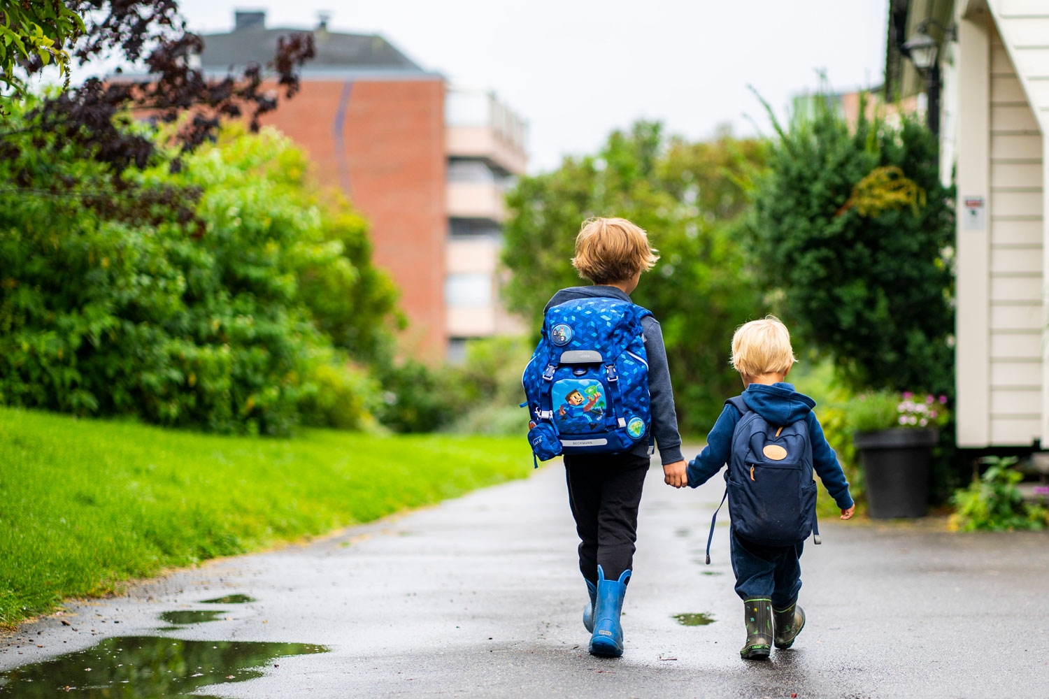 En rekke aktører i skolesektoren ønsker krav om lærerutdanning ved ansettelse.