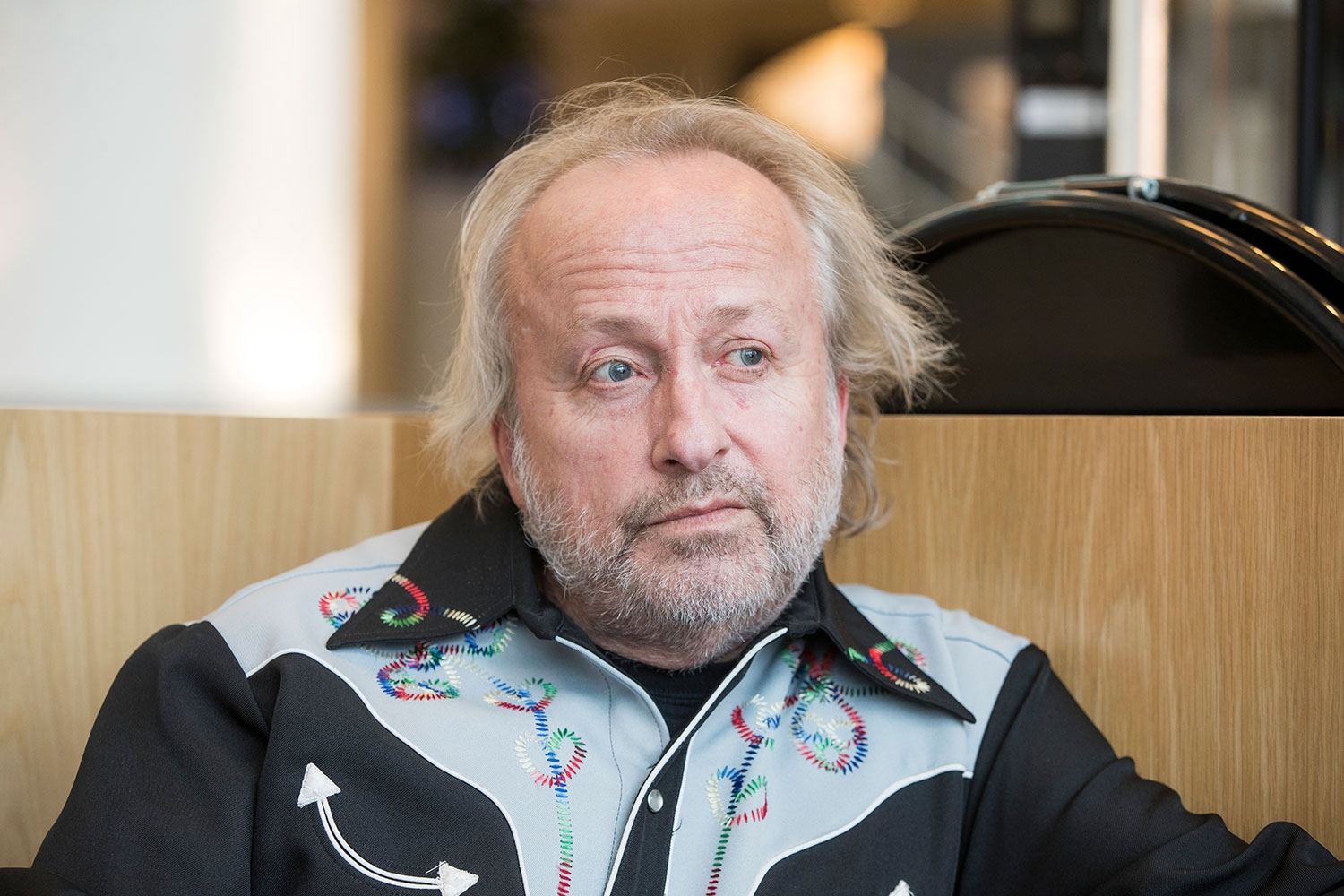 Er aktuell denne bokhøsten med nye dikt: Levi Henriksen.