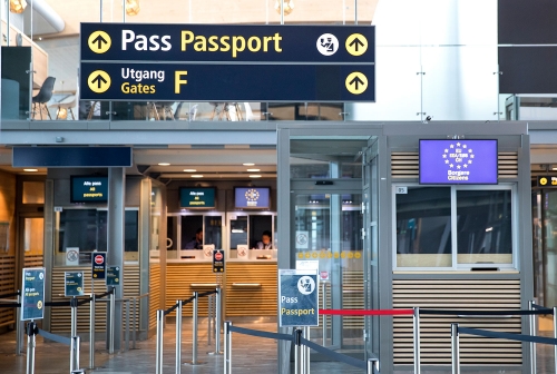 Det var en femdobling av avslørte misbrukte ID-dokumenter ved Oslo lufthavn.