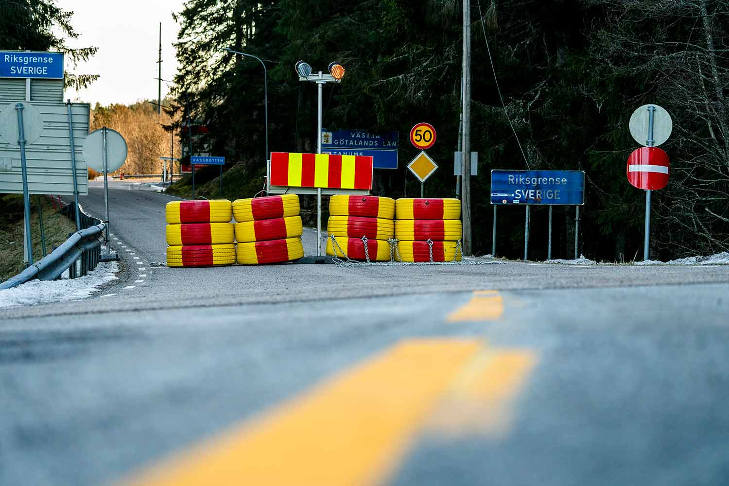 Fysisk stengte grenser er et sjeldent syn i Norge.